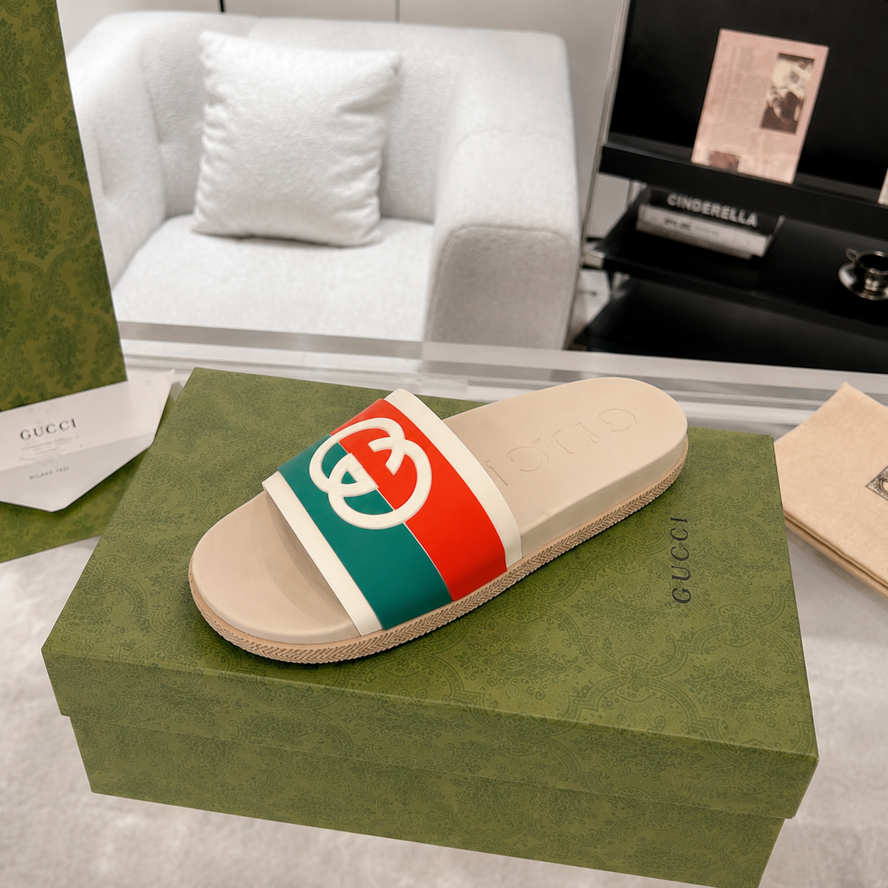 Gucci Classic Double G Vintage Red and Green Color-block Slide Sandals