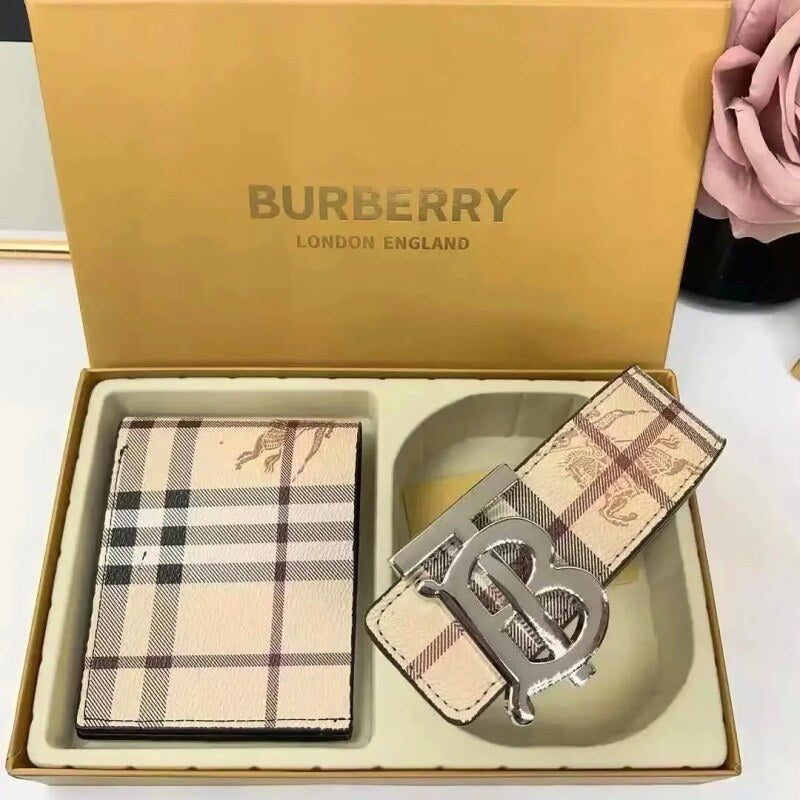 Burberry Check Belt & Card Holder Gift Set