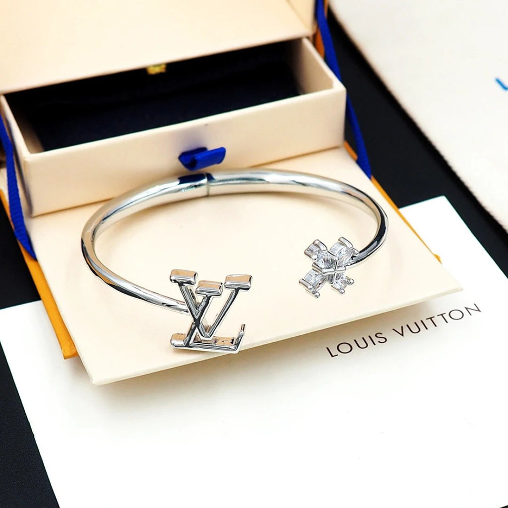 Louis Vuitton Silver Fashion Bracelet