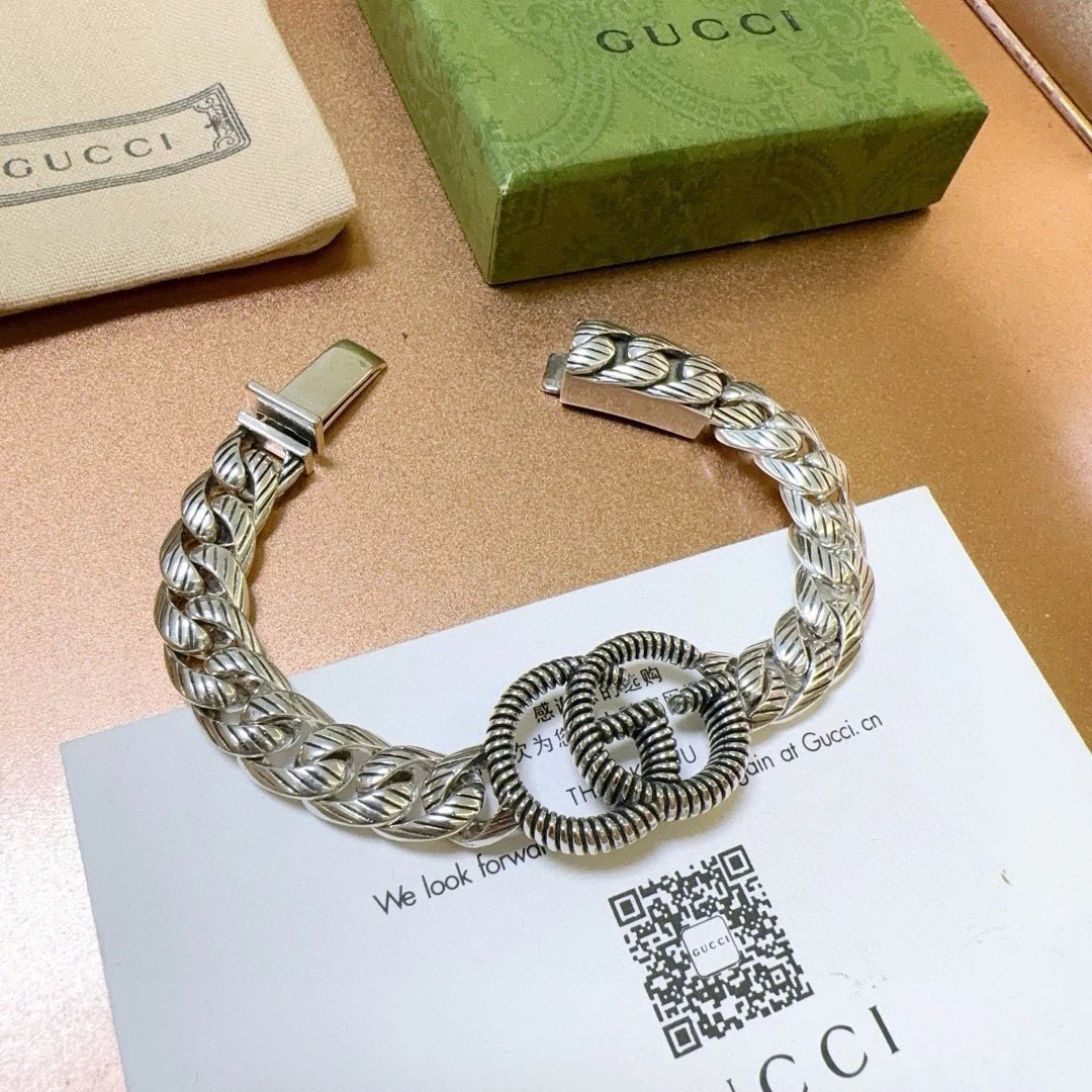 Gucci Double G Retro Style Silver Bracelet