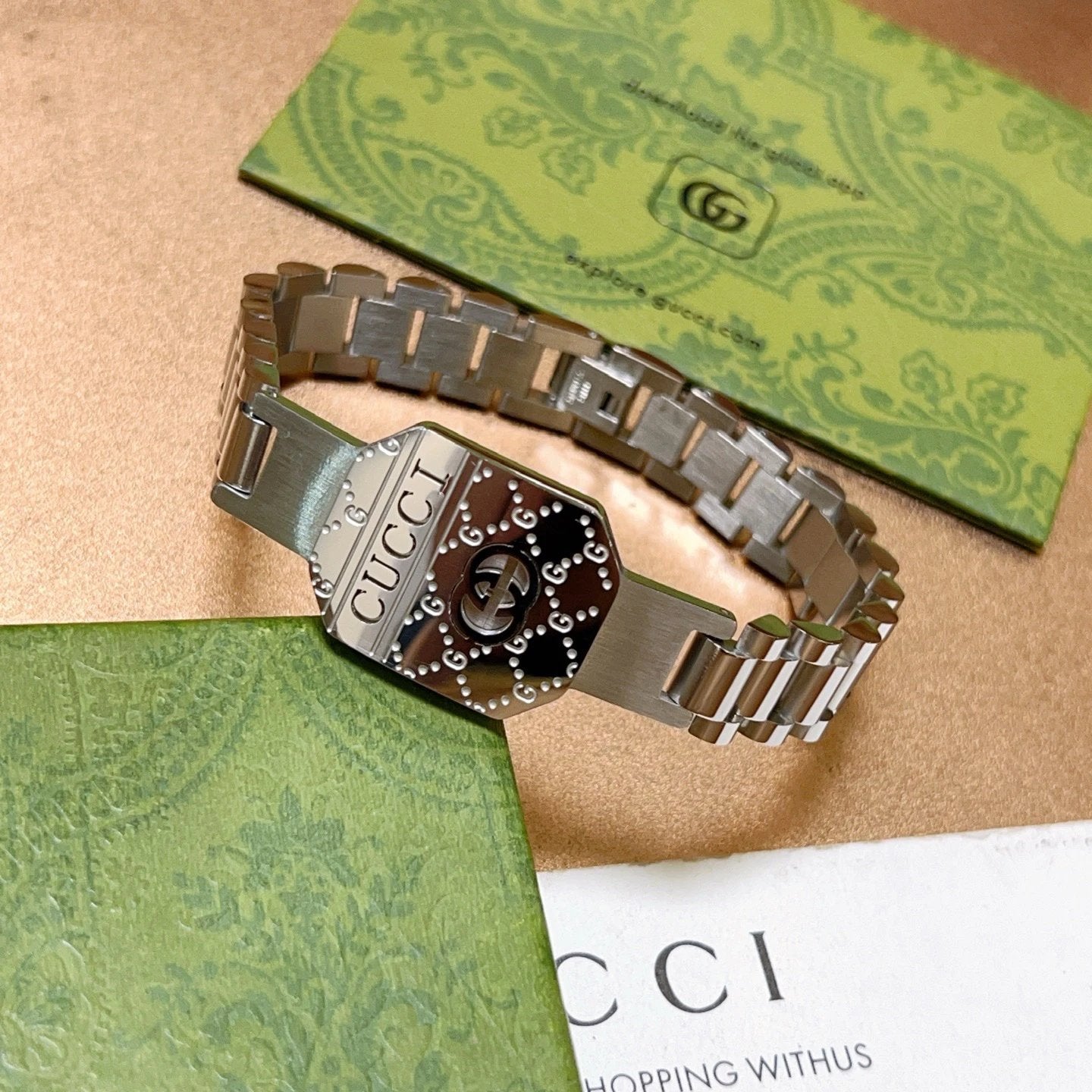 Gucci metallic silver bracelet