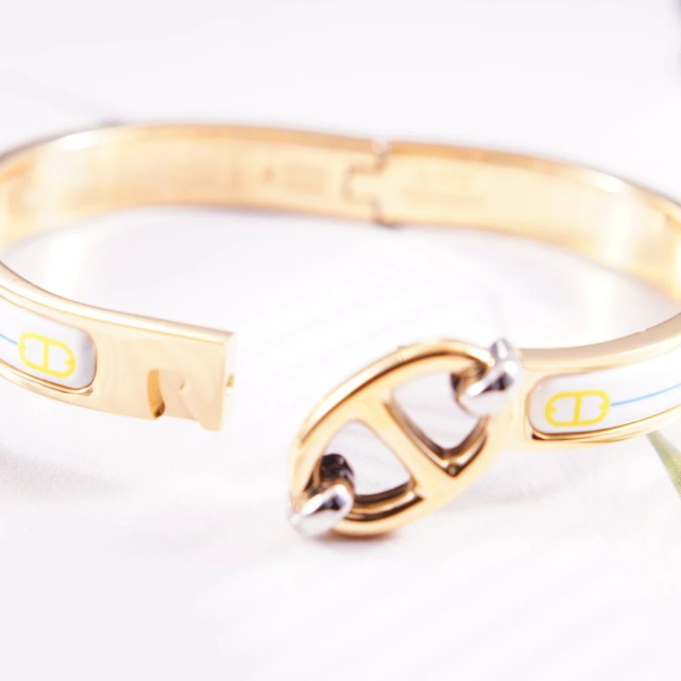Hermes Enamel Fashion Bracelet
