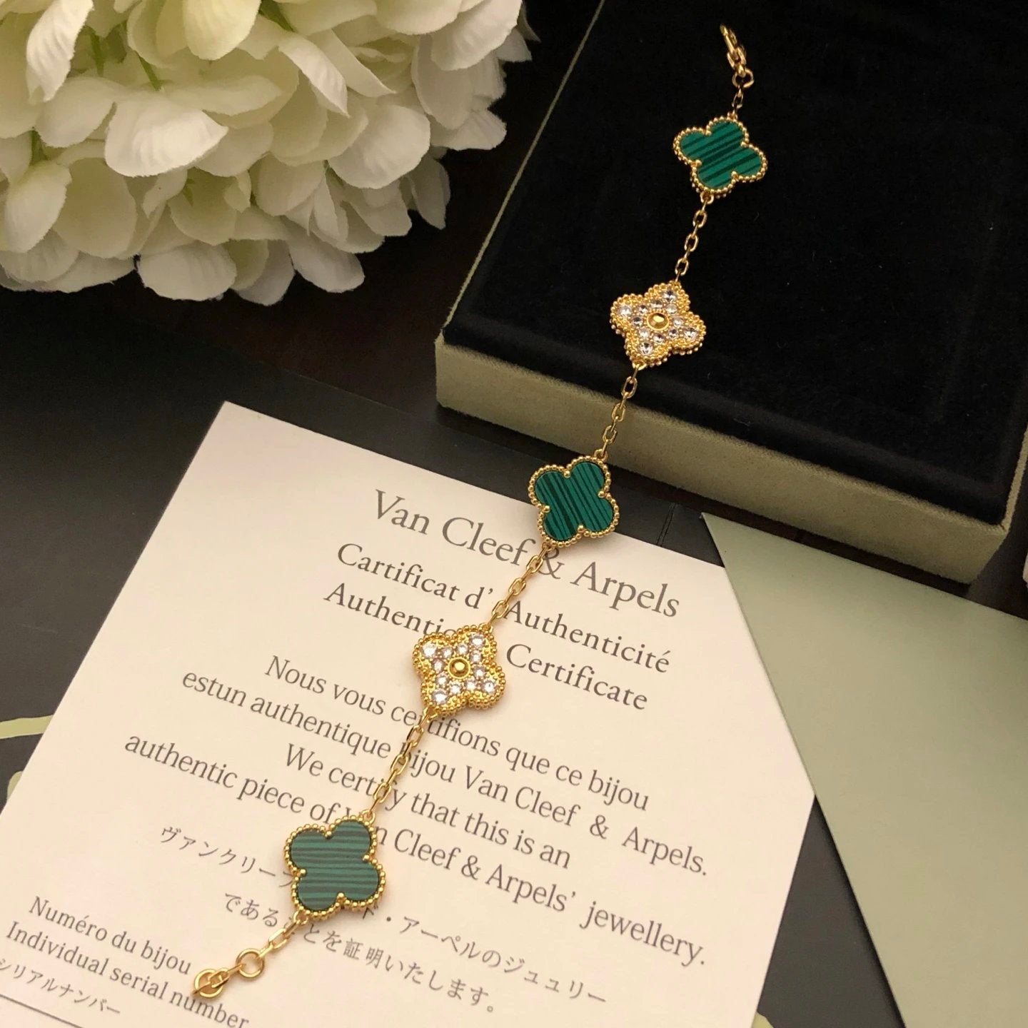 Van Cleef & Arpels Four-leaf Clover Green Bracelet