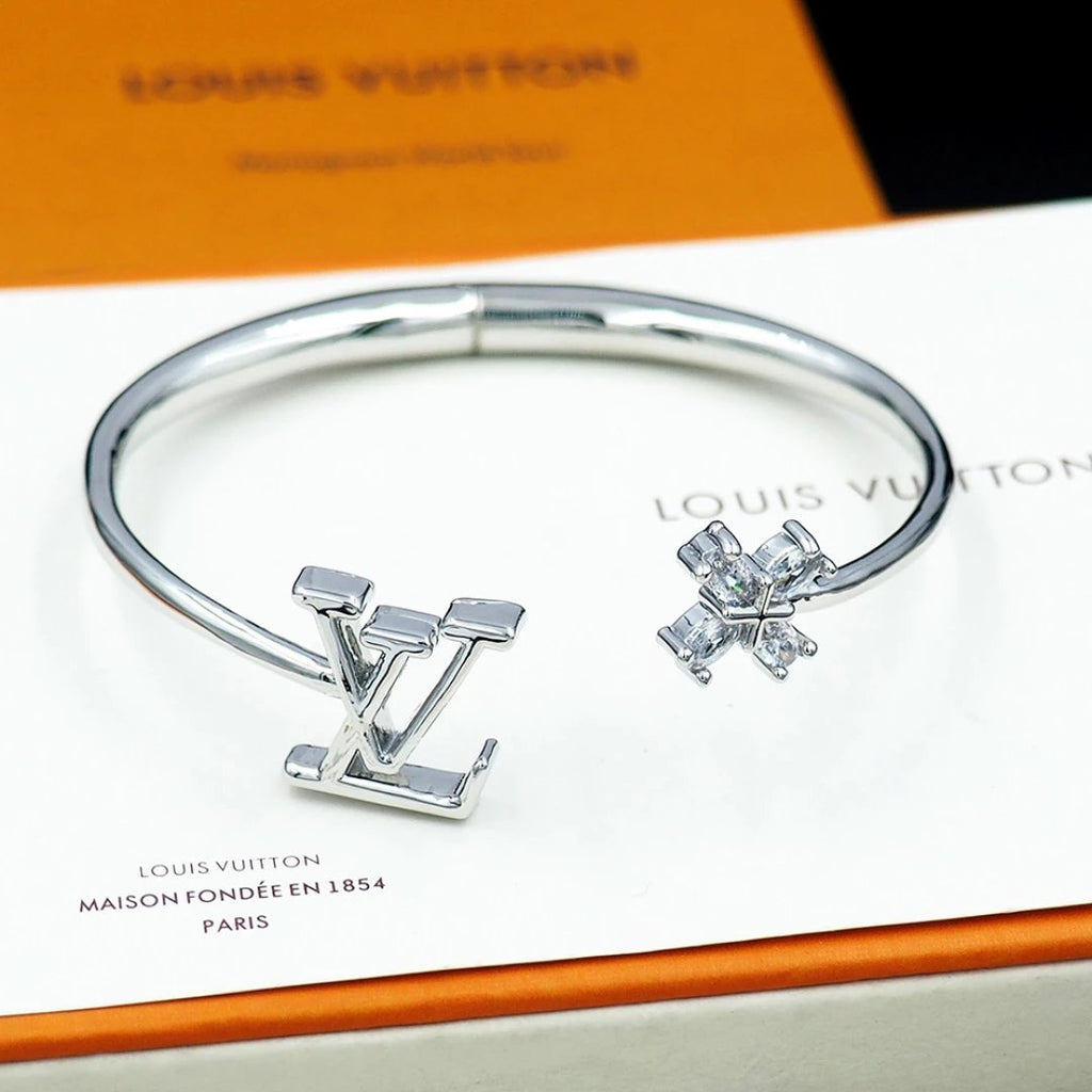 Louis Vuitton Silver Fashion Bracelet