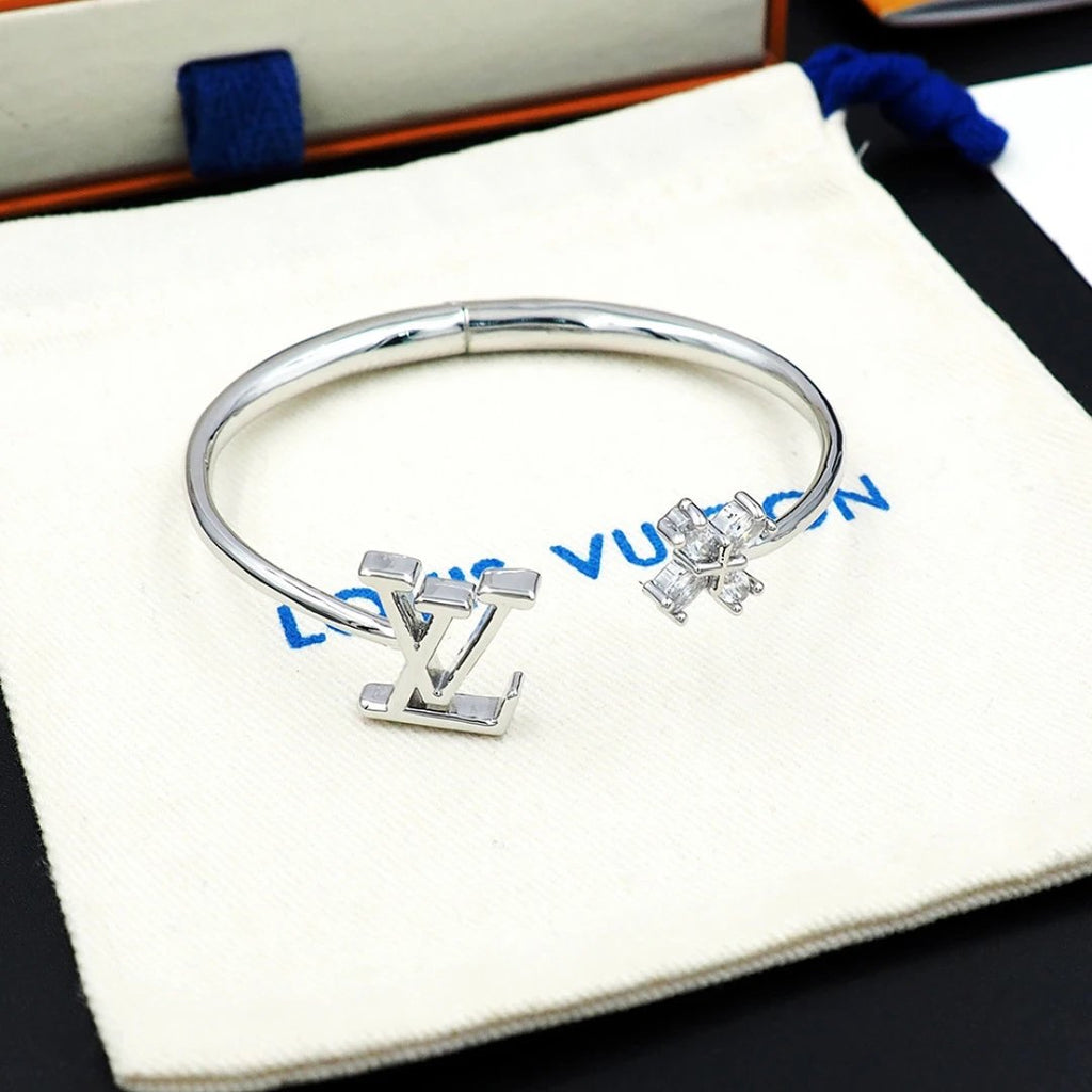 Louis Vuitton Silver Fashion Bracelet