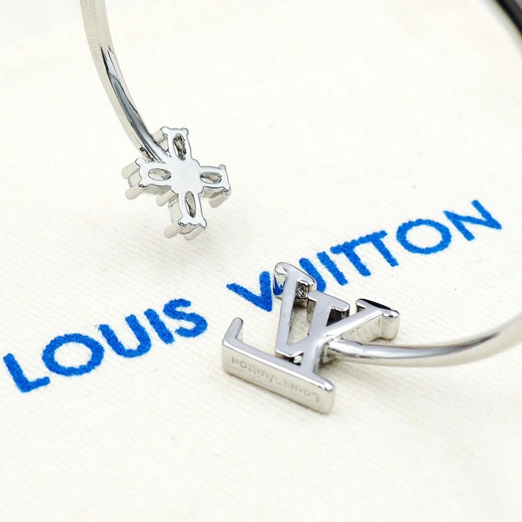 Louis Vuitton Silver Fashion Bracelet