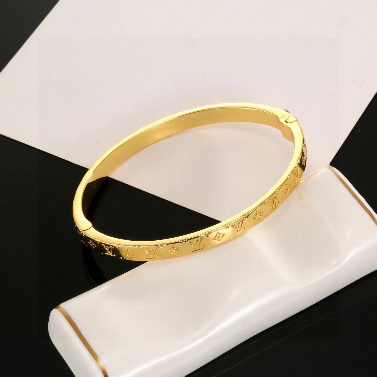 Louis Vuitton Golden Fashion Bracelet