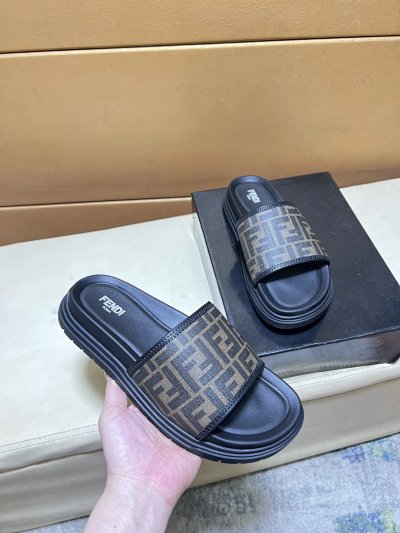 Fendi FF Monogram Vintage-style Brown and Black Slippers
