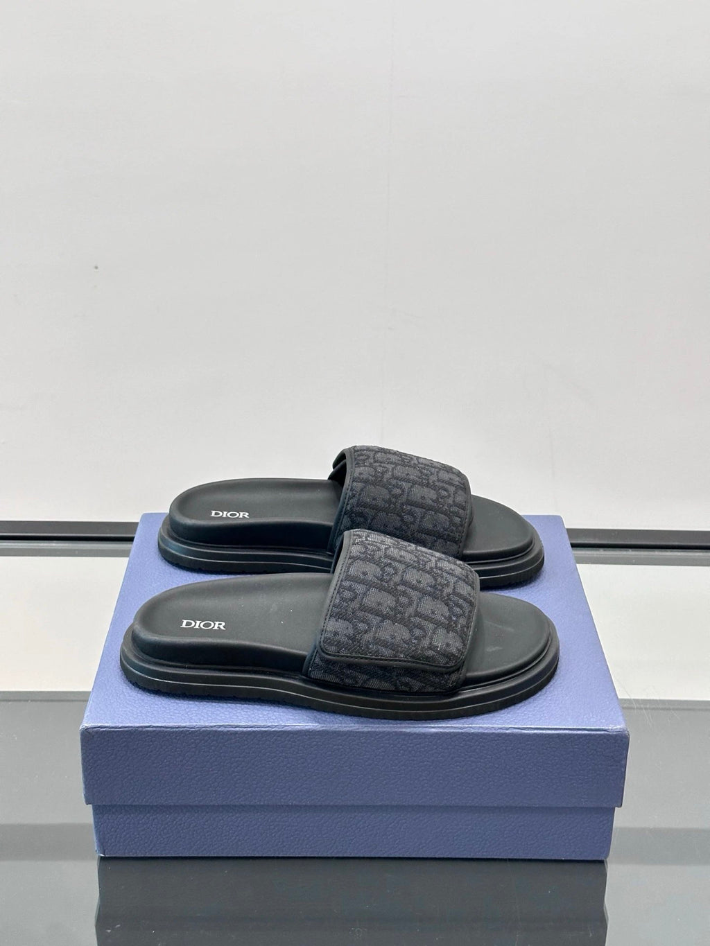 Dior Monogram Light Luxury Style Black Slide Sandals