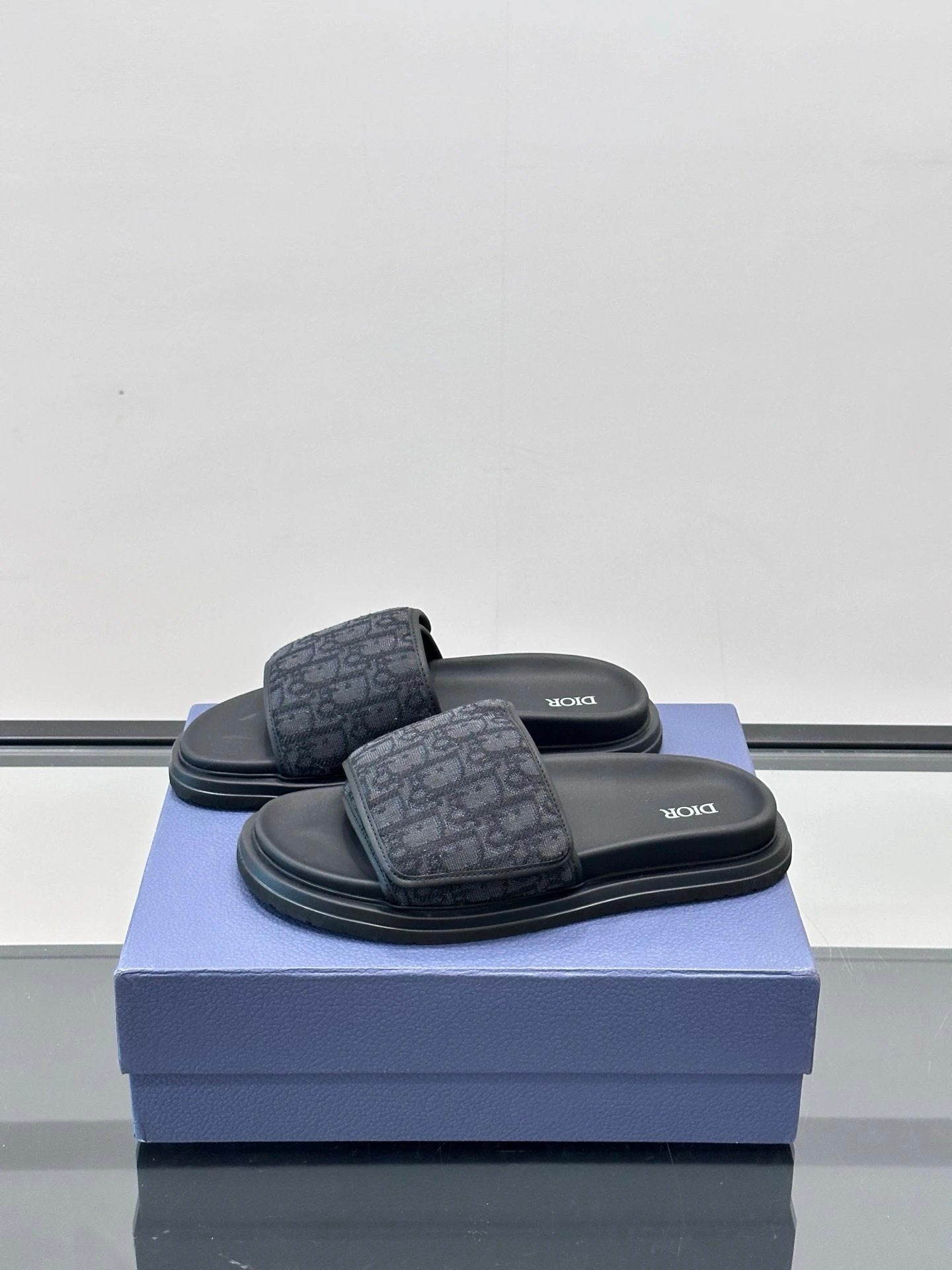 Dior Monogram Light Luxury Style Black Slide Sandals
