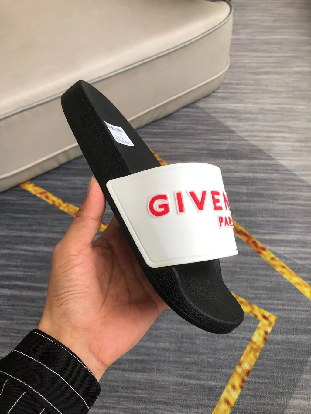 Givenchy Letter Print Trendy Black and White Slides