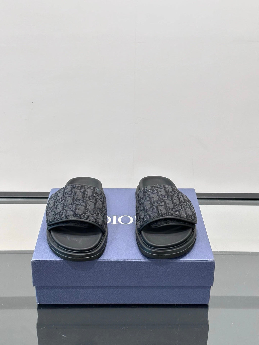 Dior Monogram Light Luxury Style Black Slide Sandals