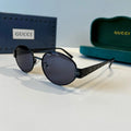 Gucci classic black sunglasses