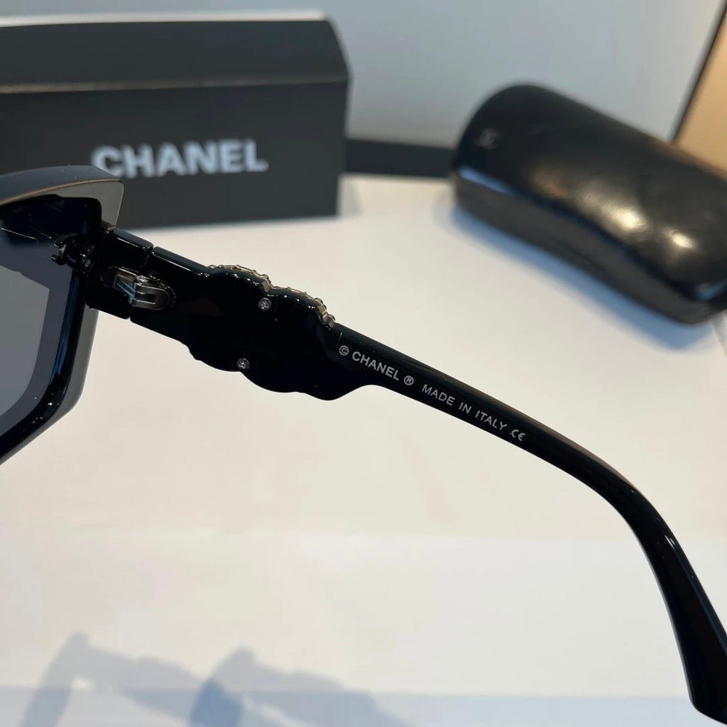 Chanel's classic and luxurious style sunglasses
