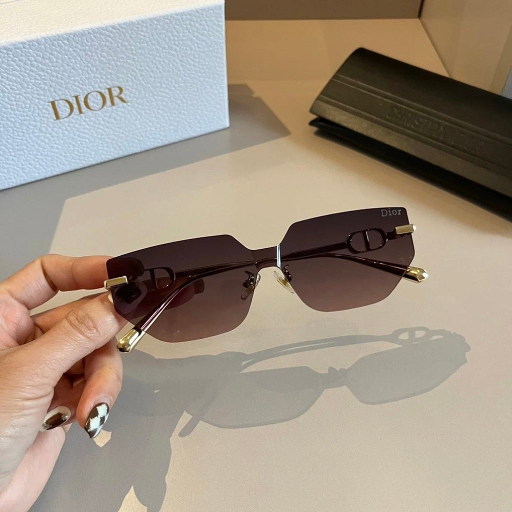Dior metal - framed fashionable sunglasses