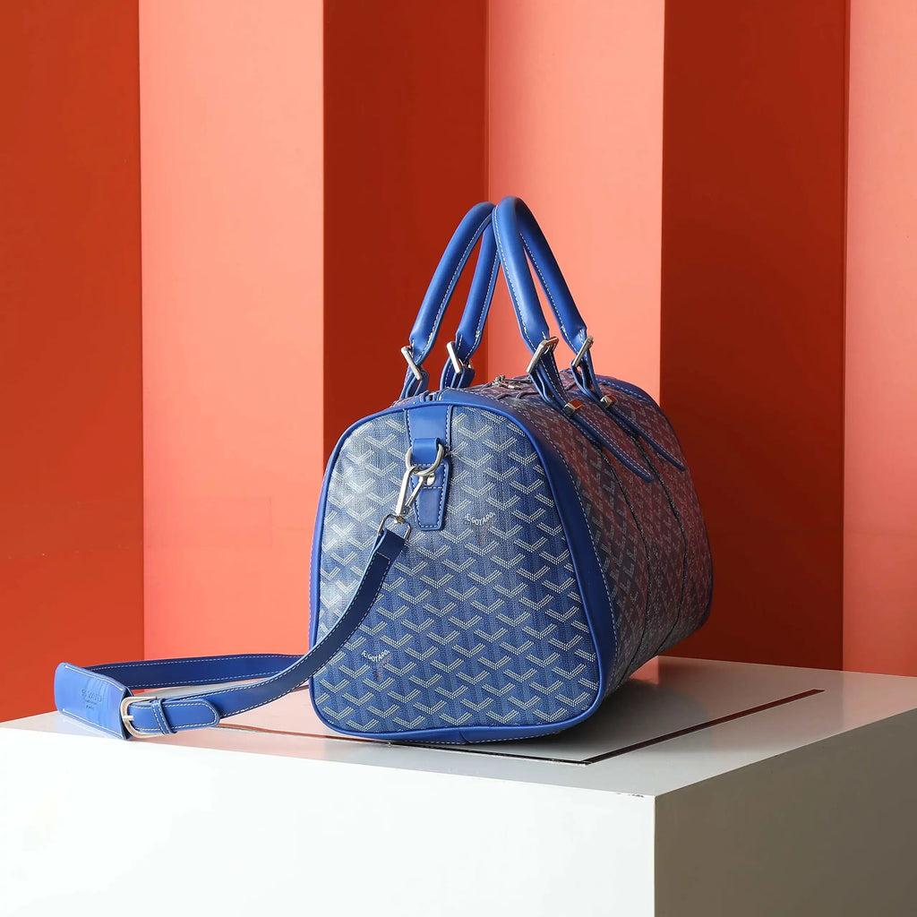 Fashionable blue of GOYARD travel bag