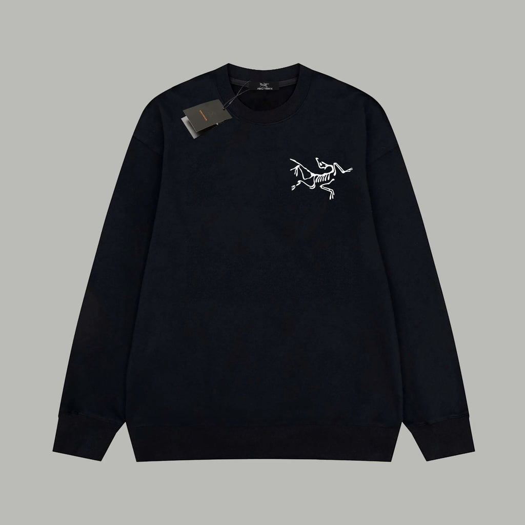 Bluza Arc'teryx z czarną bluzą z małym ptakiem